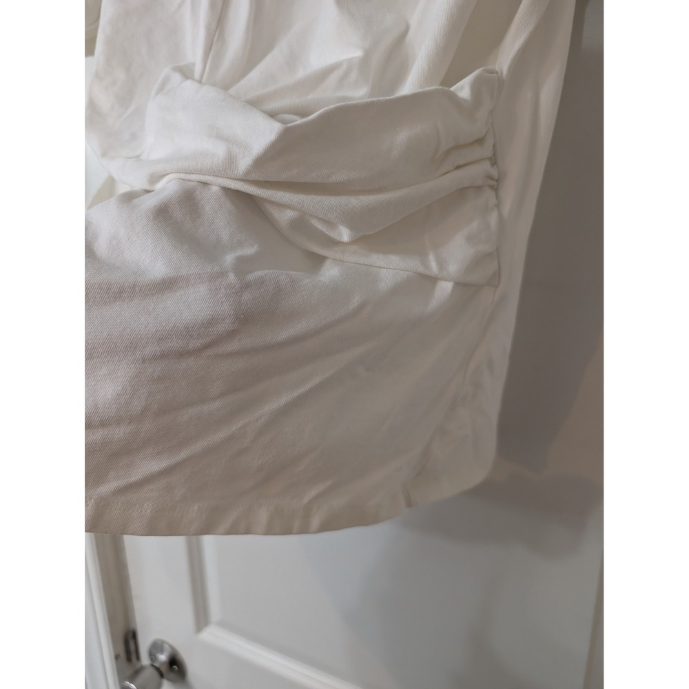 Universal Standard Cream Short Sleeve Twist-Front Tee - Picture 4 of 7